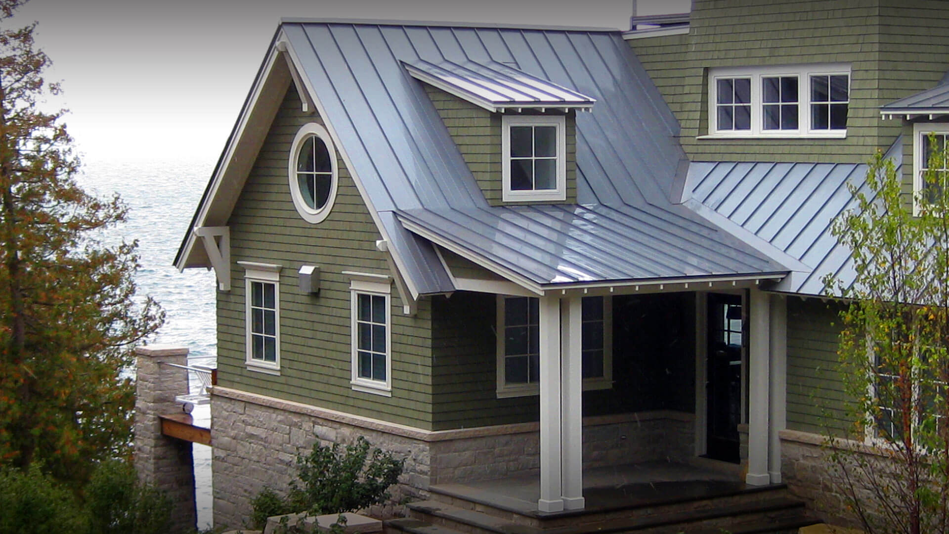 Understanding Different Types Of Roofing and Their Benefits