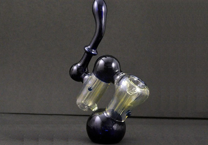 What to Consider While Buying A Glass Bubbler?