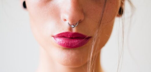 Few Answers to The Query – Does Nose Piercing Closes Fully or Not?